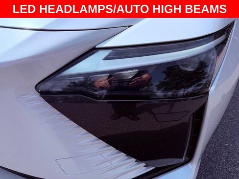 Used 2025 Lexus RZ 300e w/ Accessory Package (Z1) FWD image 10