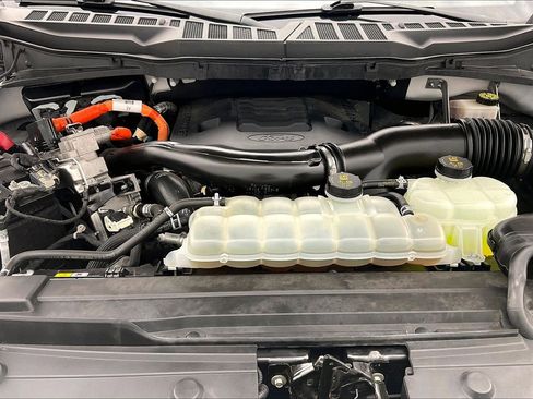 Used 2021 Ford F150 XLT w/ Equipment Group 302A High image 13