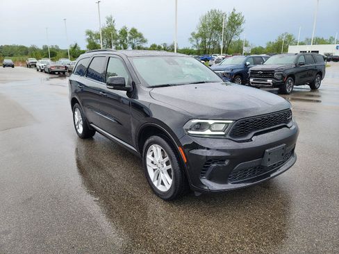 Used 2025 Dodge Durango GT AWD/4WD image 12