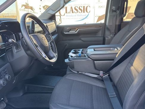 Used 2025 Chevrolet Silverado 1500 LT w/ Safety Package image 14
