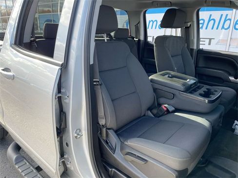 Certified 2018 Chevrolet Silverado 1500 LT w/ All Star Edition image 24