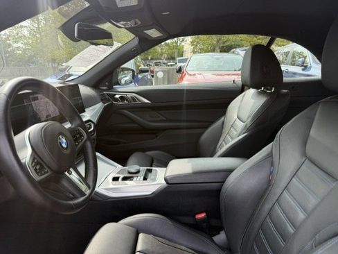 Used 2024 BMW 430i Convertible w/ M Sport Package RWD image 3