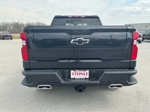 Used 2024 Chevrolet Silverado 1500 High Country AWD/4WD image 4