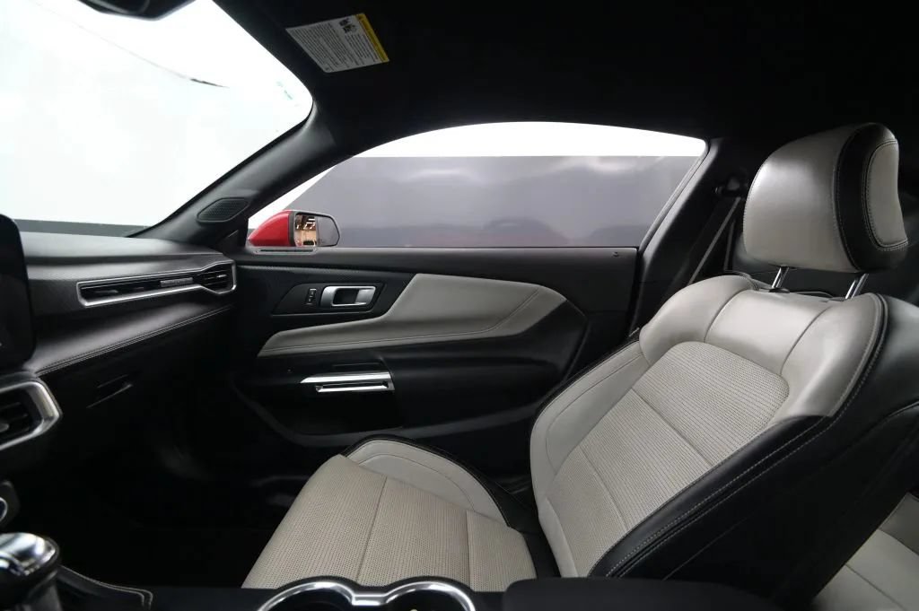 Used 2024 Ford Mustang Premium RWD image 29
