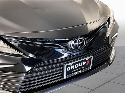 Used 2024 Toyota Camry XLE FWD image 28