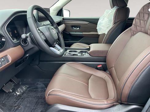 New 2026 Honda Pilot Elite image 9