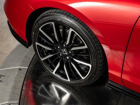 Used 2025 Honda Accord Touring image 15