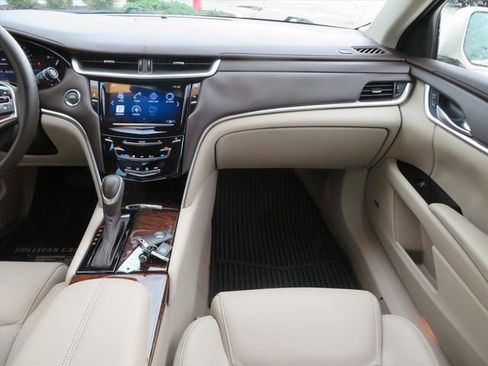 Used 2013 Cadillac XTS image 13