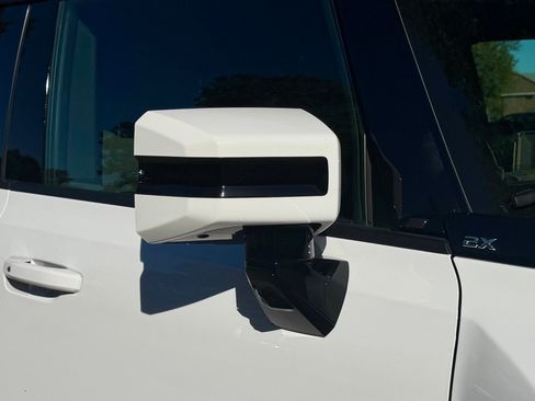 Used 2025 GMC Hummer EV 2X w/ Extreme Off-Road Package image 55