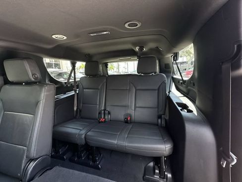 Certified 2025 Chevrolet Suburban LT w/ Comfort Package RWD image 32