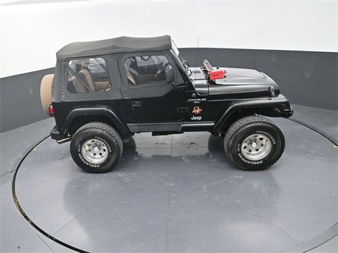 Used 1998 Jeep Wrangler Sahara image 16