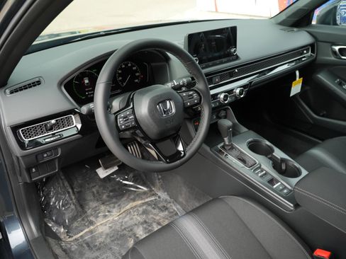 Certified 2026 Honda Civic Sport image 6