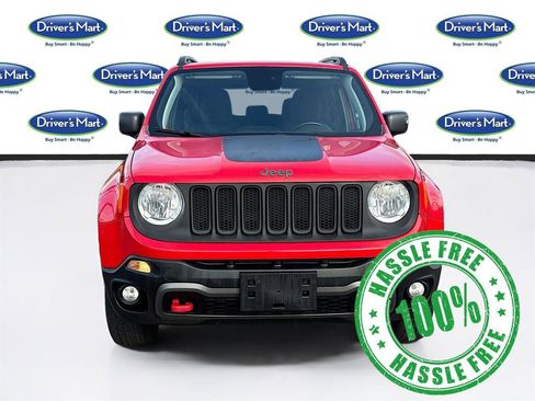 Used 2018 Jeep Renegade Trailhawk AWD/4WD image 2