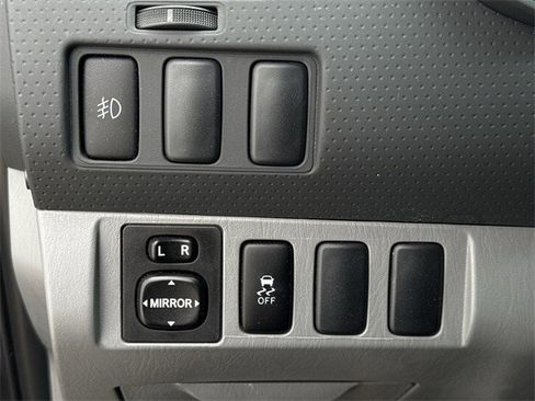 Used 2014 Toyota Tacoma PreRunner w/ SR5 Package image 23