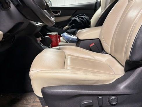 Used 2023 Subaru Ascent Limited w/ Technology Package AWD/4WD image 11