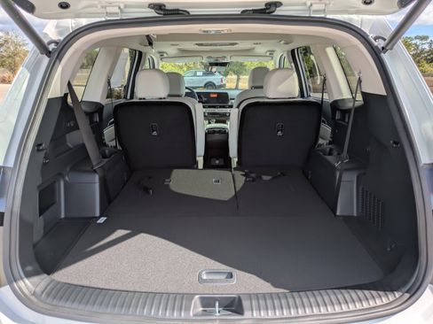 New 2025 Kia Telluride S image 14