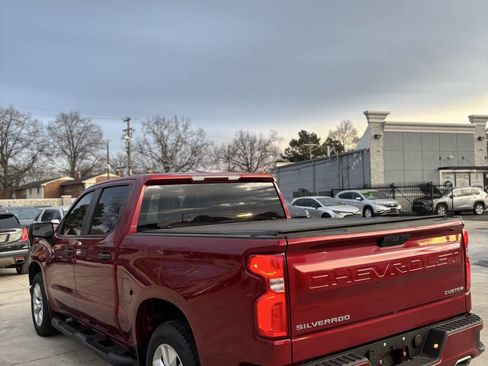 Used 2019 Chevrolet Silverado 1500 Custom w/ Custom Convenience Package image 5