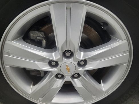 Used 2020 Chevrolet Trax LS w/ Tint and Cruise Package FWD image 31