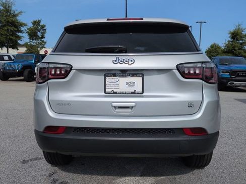 New 2026 Jeep Compass Latitude AWD/4WD image 5