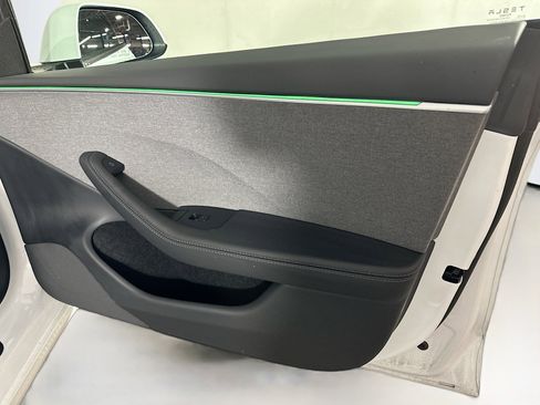 Used 2025 Tesla Model 3 Long Range RWD image 31