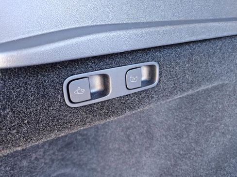 Used 2023 Tesla Model Y Long Range image 61