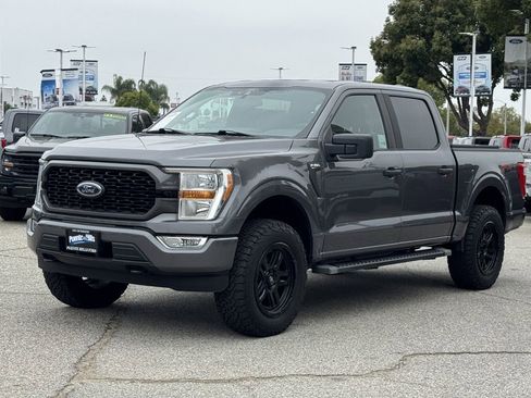 Certified 2021 Ford F150 XL w/ STX Appearance Package AWD/4WD image 3