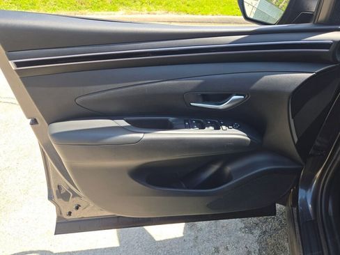 Used 2023 Hyundai Tucson SEL FWD image 18