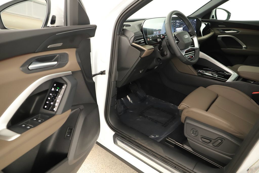 New 2026 Audi Q5 Premium Plus AWD/4WD image 14
