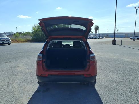 Used 2019 Jeep Compass Limited FWD image 27