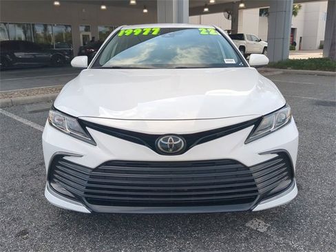 Certified 2022 Toyota Camry LE image 9