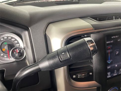 Used 2014 RAM 2500 SLT w/ Luxury Group image 8