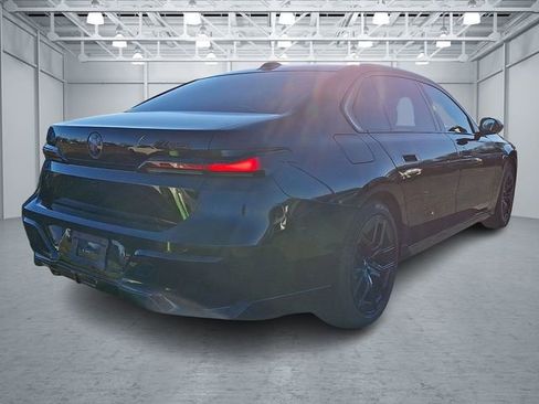 Certified 2024 BMW 740i xDrive image 5