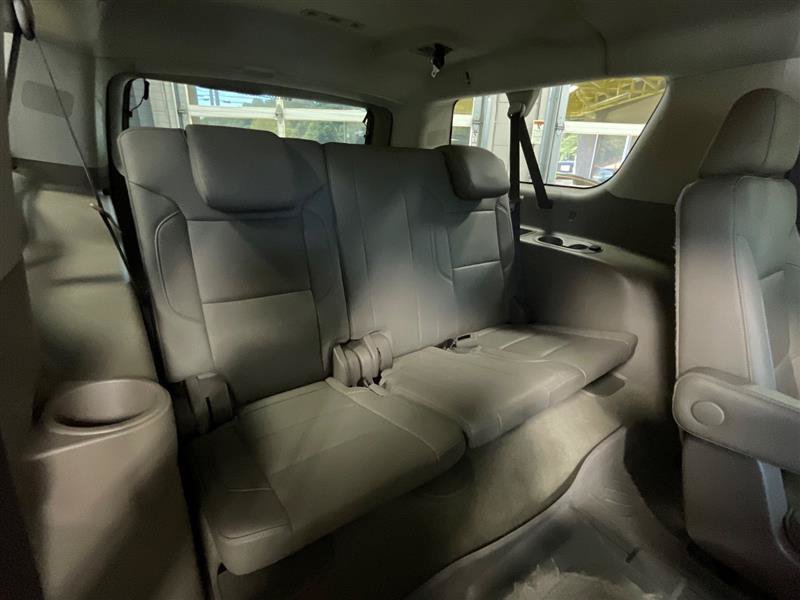 Used 2018 GMC Yukon XL SLT w/ Premium Edition AWD/4WD image 34