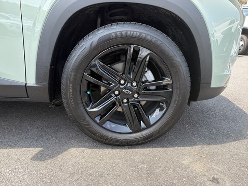 Used 2025 Chevrolet Trax ACTIV w/ Sunroof Package FWD image 13