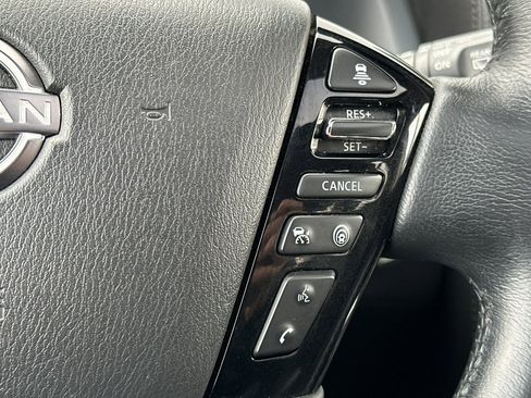 Used 2022 Nissan Armada SL w/ Captain's Chairs Package image 30