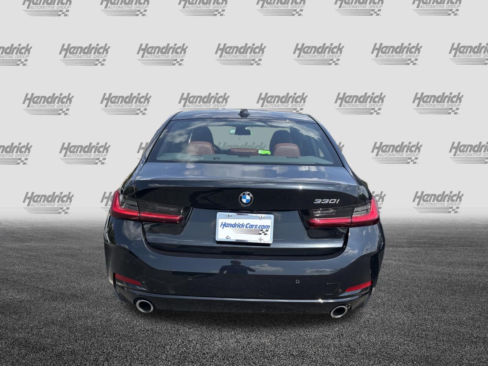 Used 2024 BMW 330i Sedan w/ Premium Package RWD image 9