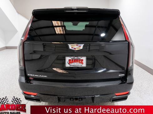 Used 2023 Cadillac Escalade ESV Sport w/ Touring Package AWD/4WD image 4