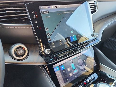 New 2022 Jeep Grand Wagoneer Series II w/ Premium Group II image 8