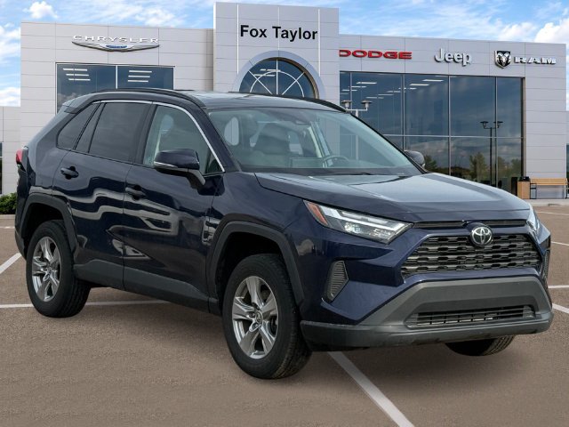 Used 2024 Toyota RAV4 XLE w/ Convenience Package AWD/4WD image 3