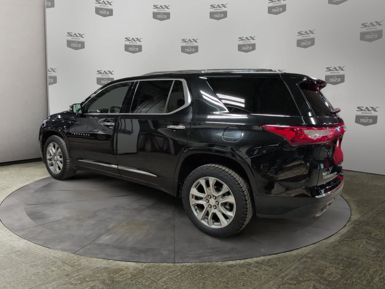 Used 2019 Chevrolet Traverse Premier AWD/4WD image 3