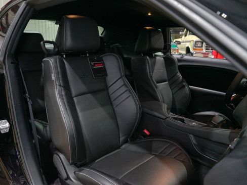 Used 2016 Dodge Challenger SRT Hellcat RWD image 37
