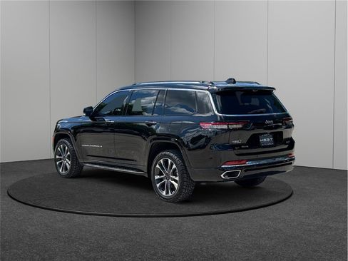 Used 2021 Jeep Grand Cherokee L Overland w/ Luxury Tech Group IV image 7