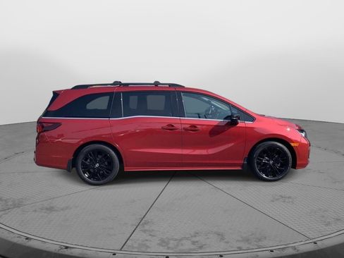 Certified 2025 Honda Odyssey Sport-L image 2