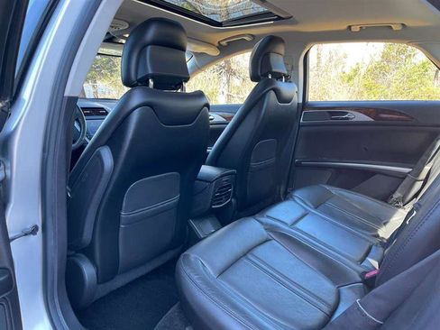 Used 2013 Lincoln MKZ image 47