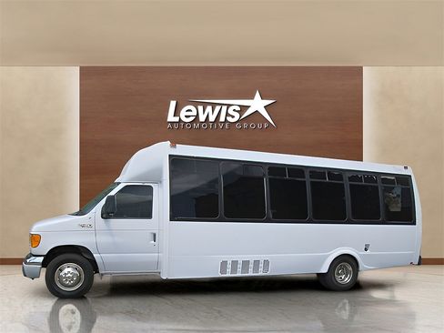 Used 2003 Ford E-450 and Econoline 450 image 6