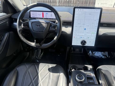 Used 2022 Ford Mustang Mach-E Select RWD image 7