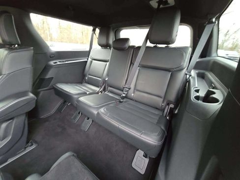 Used 2025 Ford Expedition Max Platinum w/ Stealth Appearance Package AWD/4WD image 20