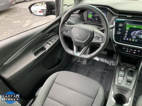 Used 2022 Chevrolet Bolt LT image 35