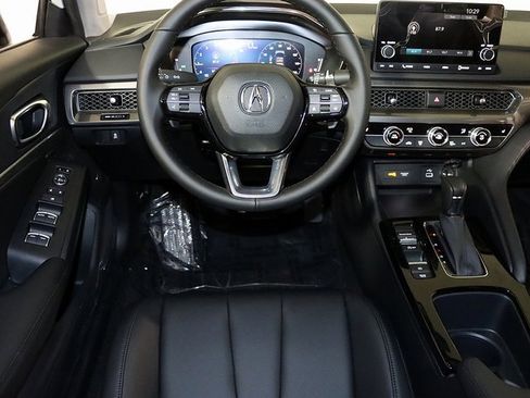 Used 2025 Acura Integra image 3