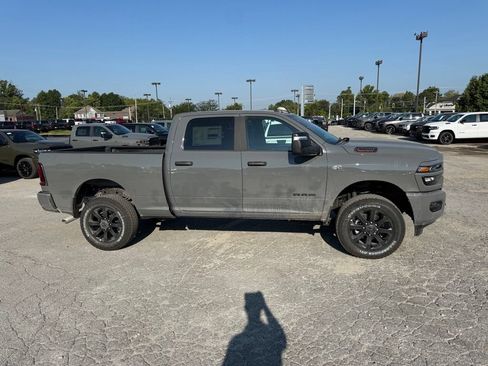New 2027 RAM 2500 Big Horn AWD/4WD image 5
